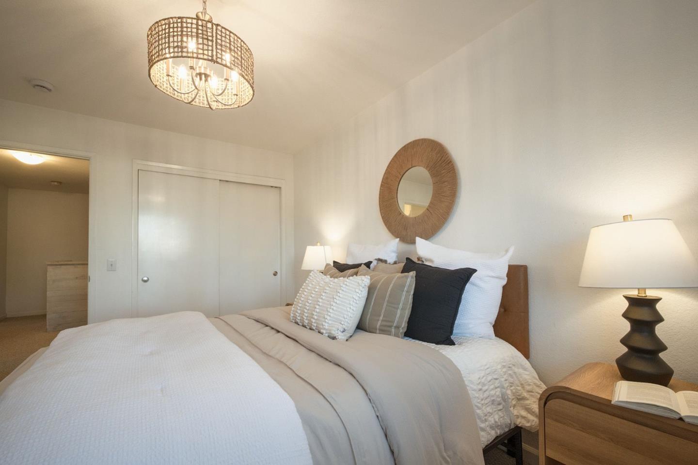 Detail Gallery Image 20 of 27 For 504 Ocean Ave #4,  Monterey,  CA 93940 - 2 Beds | 1/1 Baths