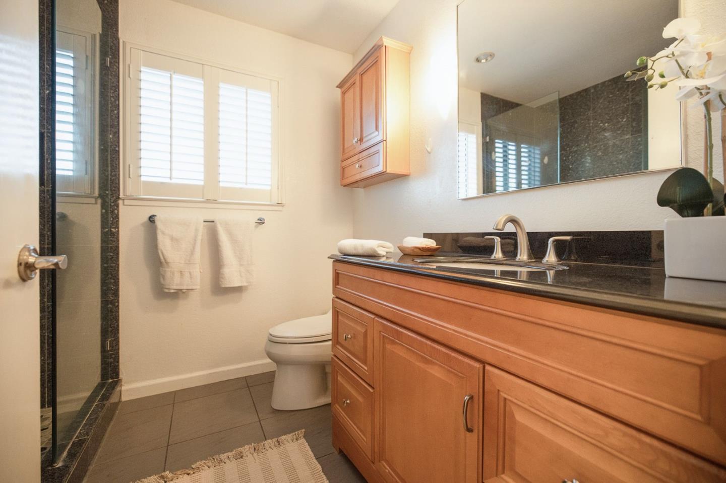 Detail Gallery Image 21 of 27 For 504 Ocean Ave #4,  Monterey,  CA 93940 - 2 Beds | 1/1 Baths