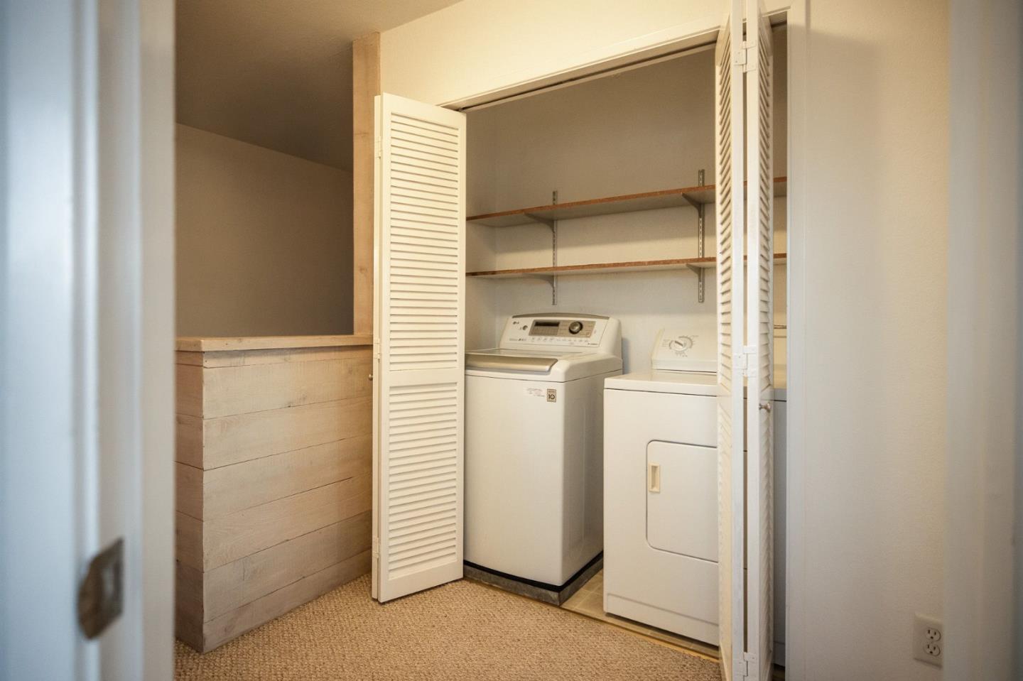 Detail Gallery Image 23 of 27 For 504 Ocean Ave #4,  Monterey,  CA 93940 - 2 Beds | 1/1 Baths