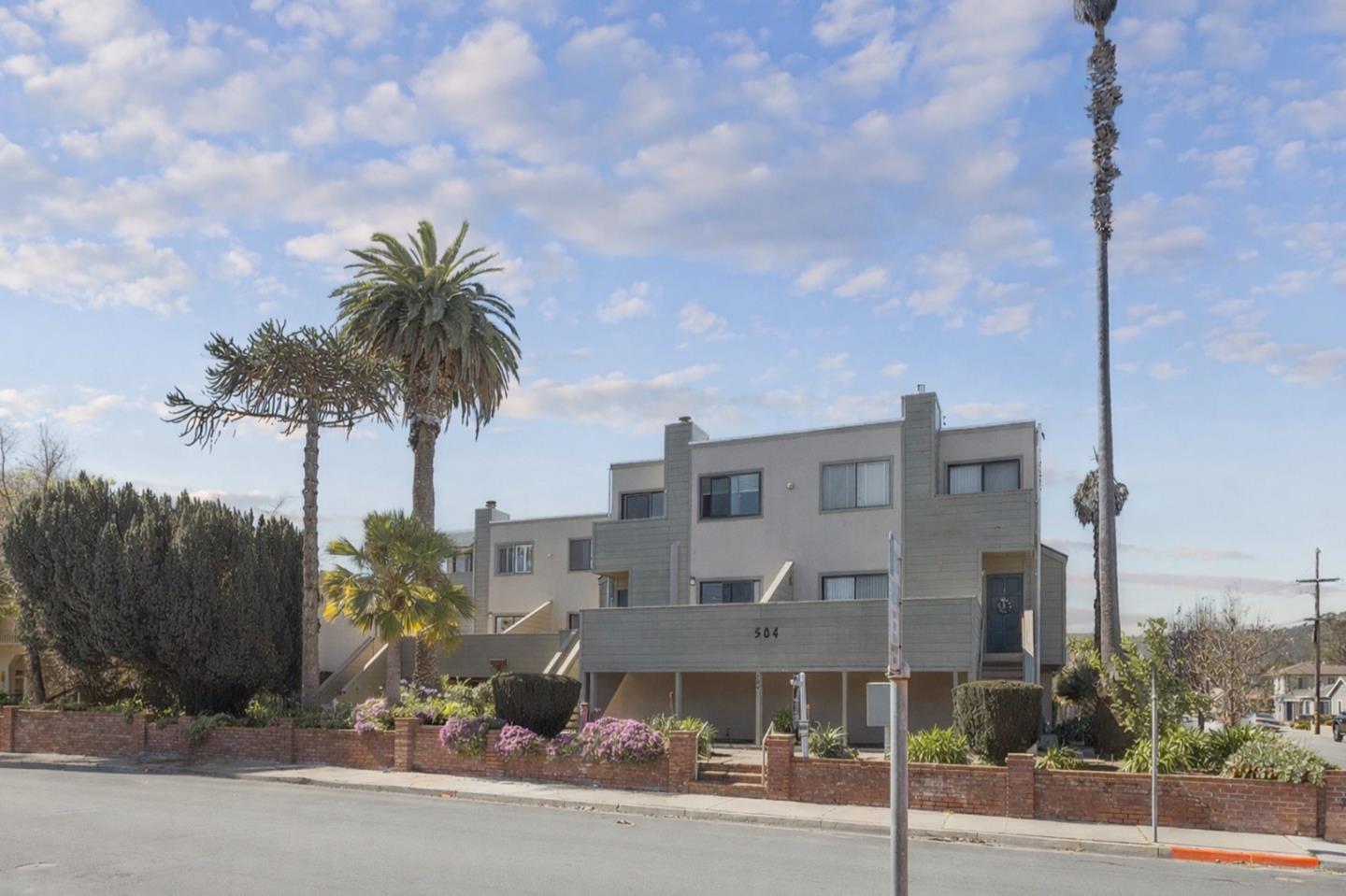 Detail Gallery Image 27 of 27 For 504 Ocean Ave #4,  Monterey,  CA 93940 - 2 Beds | 1/1 Baths