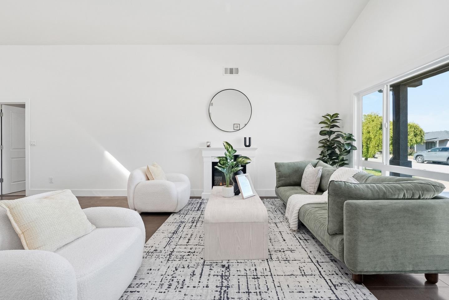 Detail Gallery Image 16 of 39 For 3992 Casanova Dr, San Mateo,  CA 94403 - 4 Beds | 2/1 Baths