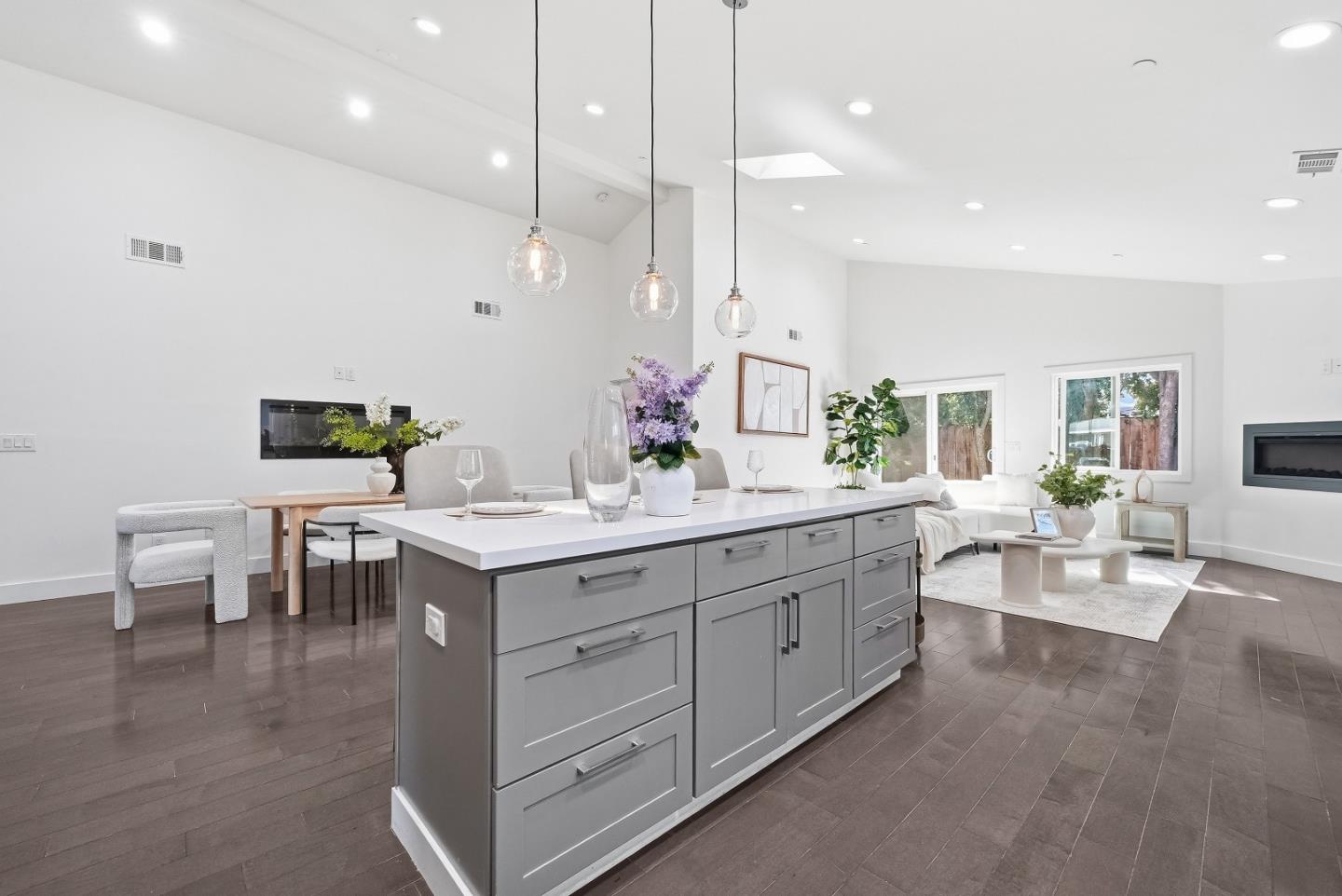 Detail Gallery Image 19 of 39 For 3992 Casanova Dr, San Mateo,  CA 94403 - 4 Beds | 2/1 Baths