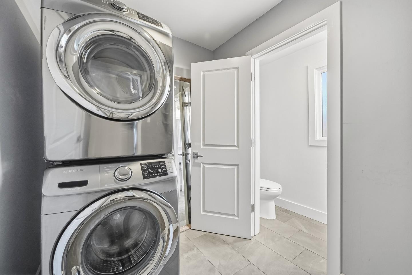 Detail Gallery Image 22 of 39 For 3992 Casanova Dr, San Mateo,  CA 94403 - 4 Beds | 2/1 Baths