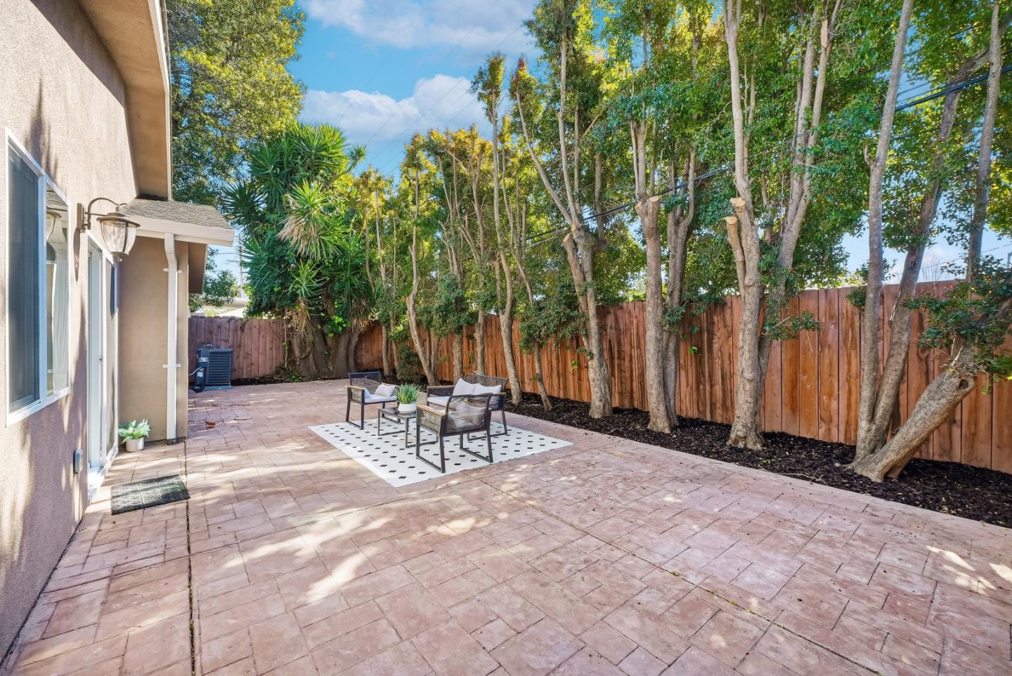 Detail Gallery Image 27 of 39 For 3992 Casanova Dr, San Mateo,  CA 94403 - 4 Beds | 2/1 Baths