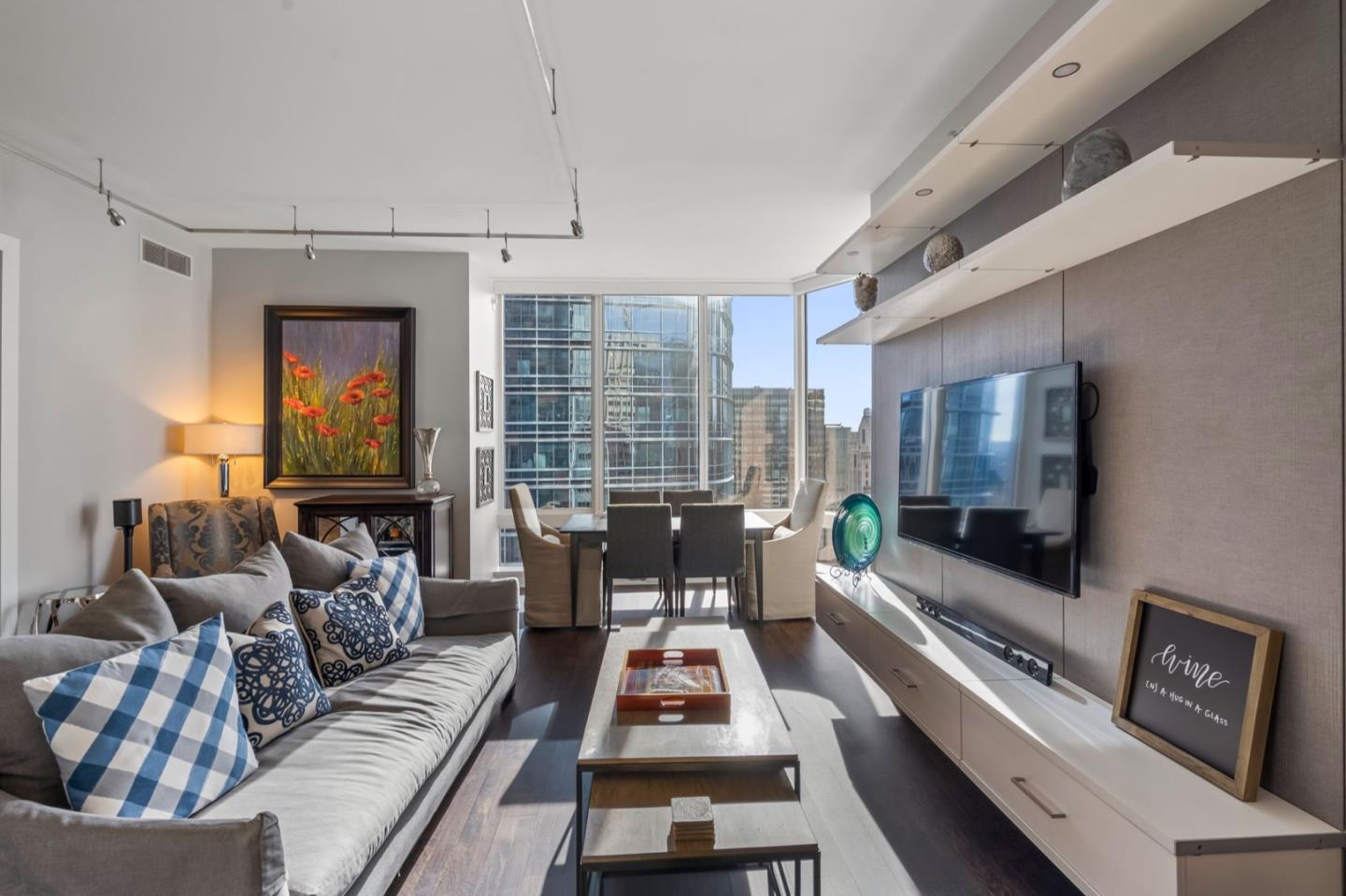 Detail Gallery Image 2 of 39 For 301 Mission St 36f,  San Francisco,  CA 94105 - 2 Beds | 2 Baths