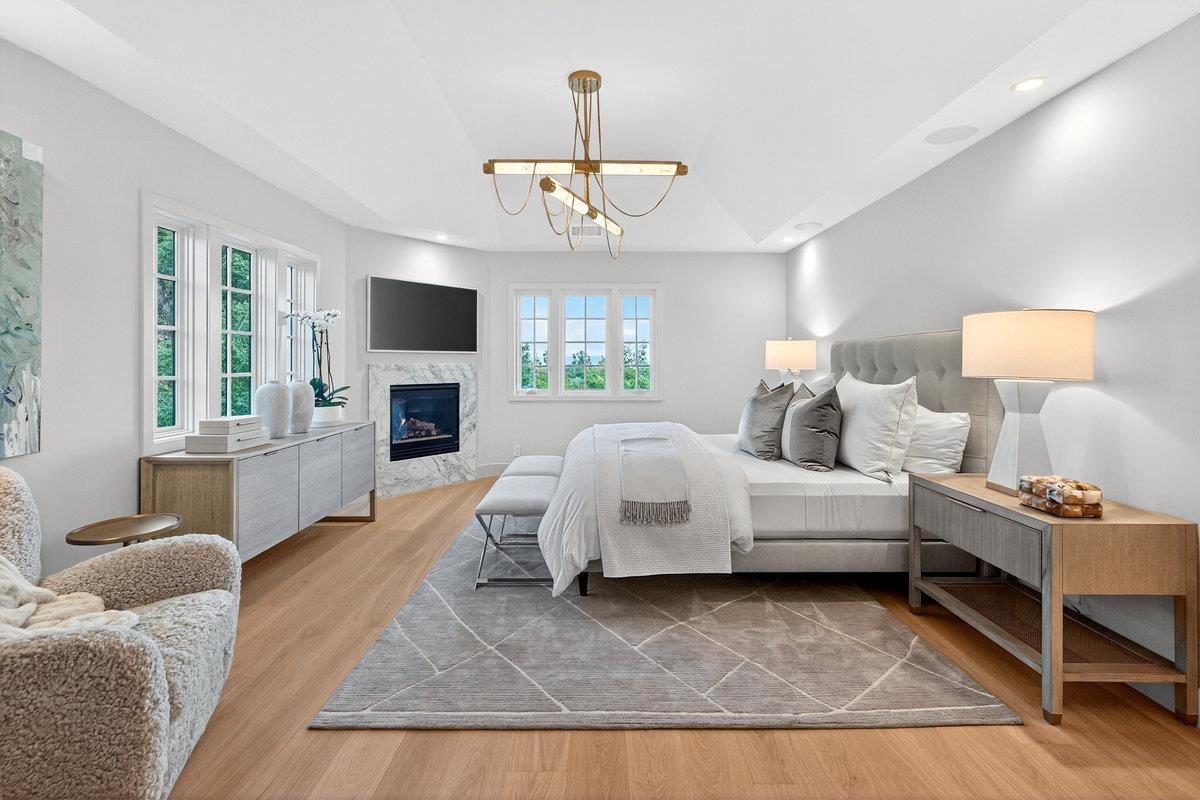 Detail Gallery Image 28 of 54 For 729 Chiltern Rd, Hillsborough,  CA 94010 - 5 Beds | 7/1 Baths