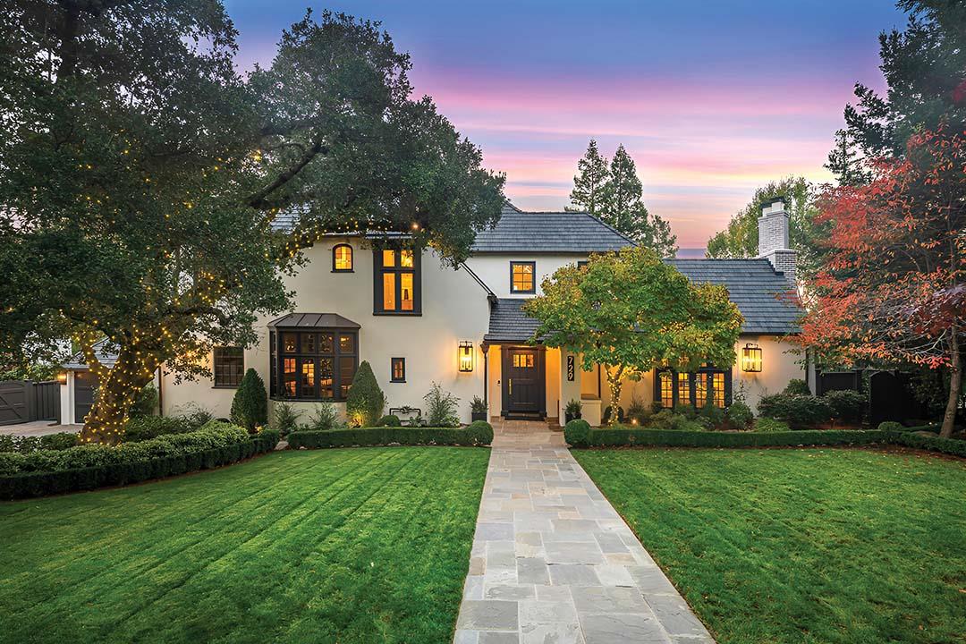 Detail Gallery Image 3 of 54 For 729 Chiltern Rd, Hillsborough,  CA 94010 - 5 Beds | 7/1 Baths