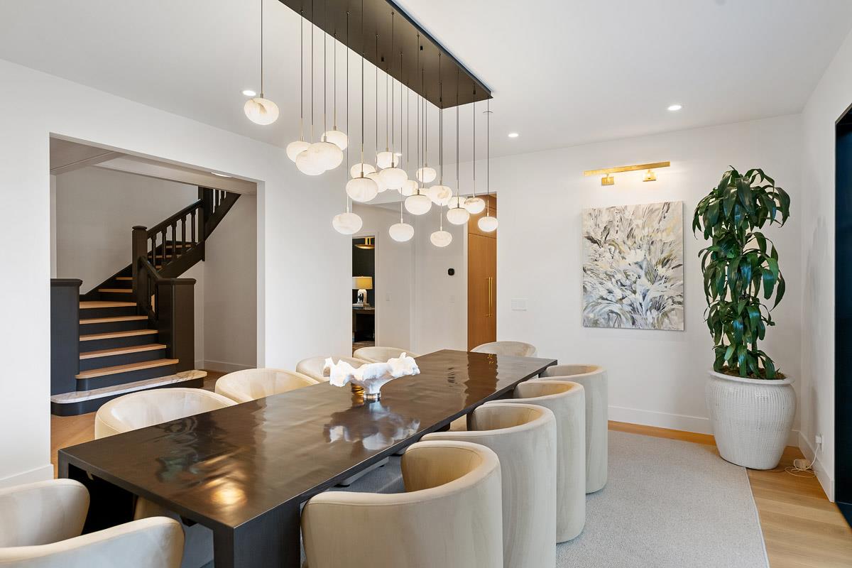 Detail Gallery Image 9 of 54 For 729 Chiltern Rd, Hillsborough,  CA 94010 - 5 Beds | 7/1 Baths