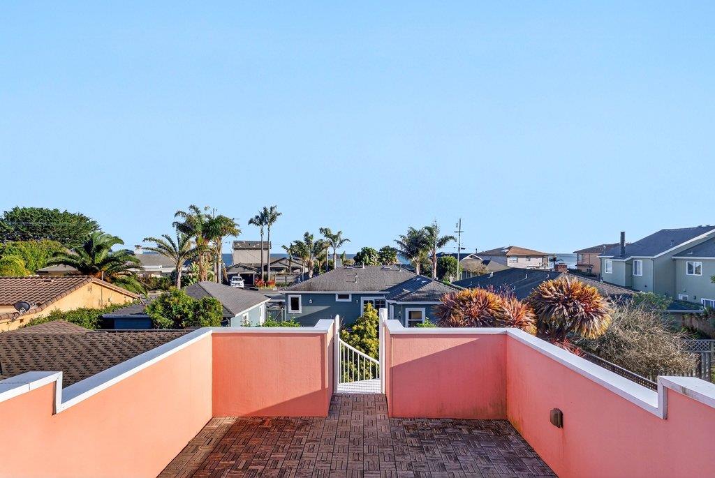 Detail Gallery Image 43 of 57 For 4380 Court Dr, Santa Cruz,  CA 95062 - 3 Beds | 2 Baths