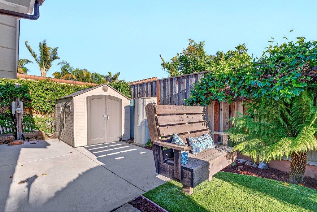 Detail Gallery Image 49 of 57 For 4380 Court Dr, Santa Cruz,  CA 95062 - 3 Beds | 2 Baths