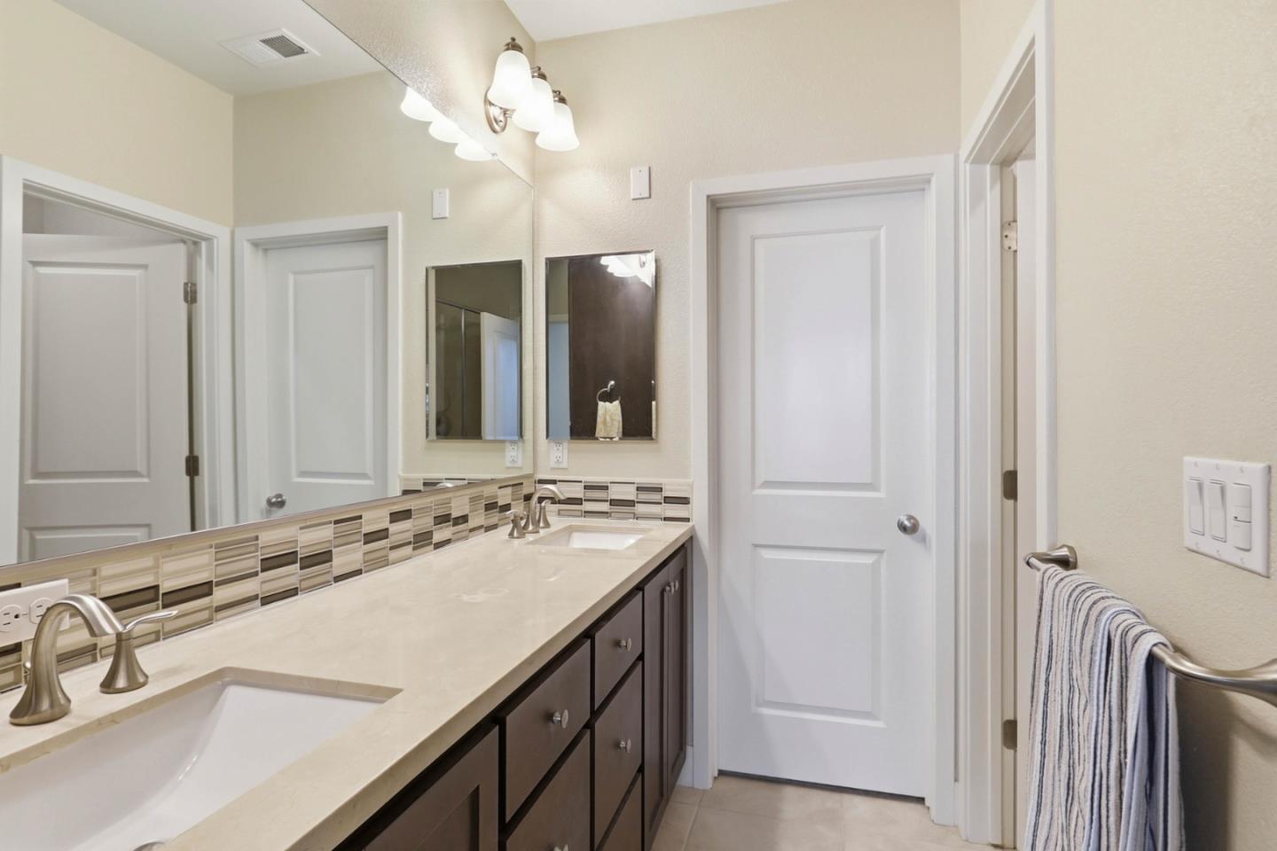 Photo #20: ML82037509 Listing: Photo #20