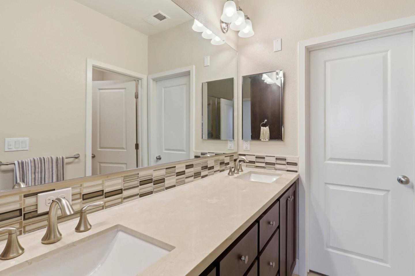 Photo #21: ML82037509 Listing: Photo #21