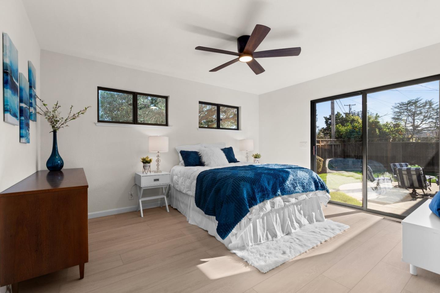 Detail Gallery Image 24 of 36 For 1118 Revere Dr, Sunnyvale,  CA 94087 - 4 Beds | 2 Baths