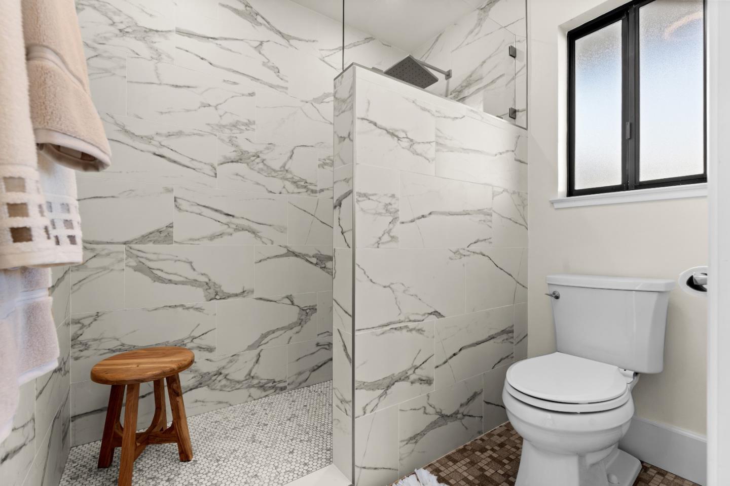 Detail Gallery Image 27 of 36 For 1118 Revere Dr, Sunnyvale,  CA 94087 - 4 Beds | 2 Baths