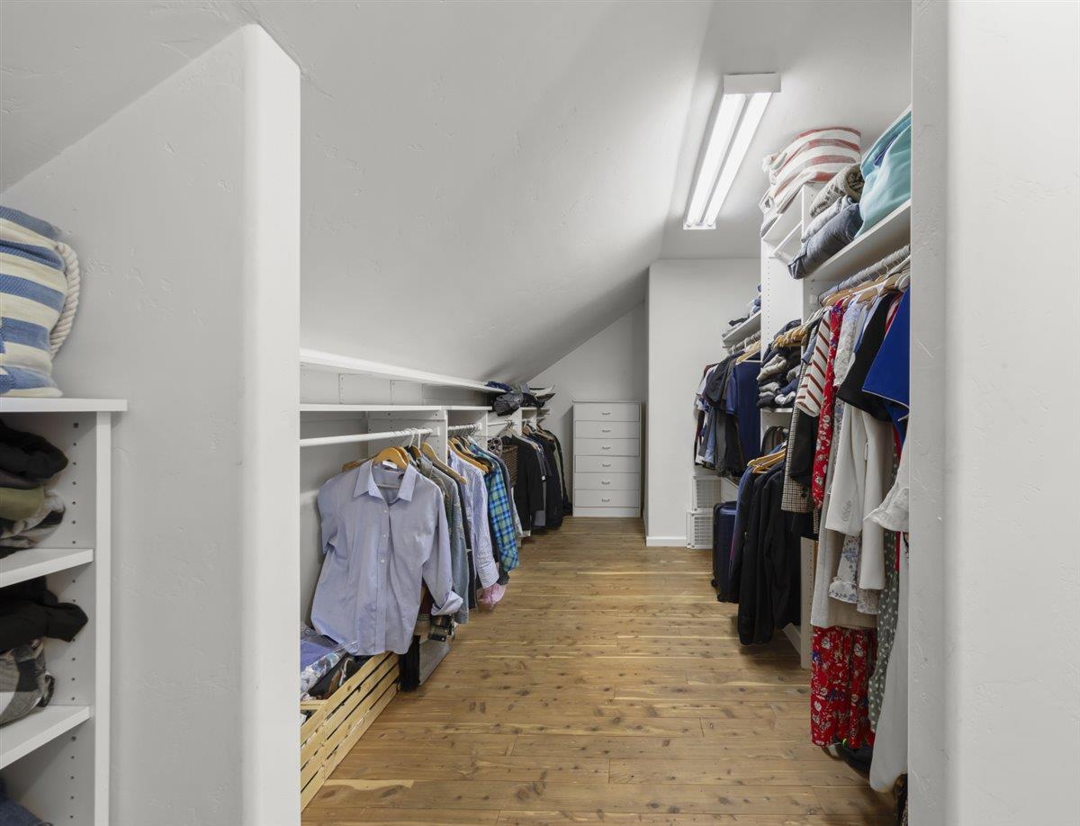 Detail Gallery Image 32 of 53 For 16995 Pine Way, Morgan Hill,  CA 95037 - 5 Beds | 3/1 Baths