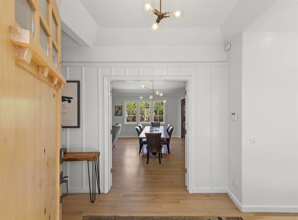 Detail Gallery Image 5 of 53 For 16995 Pine Way, Morgan Hill,  CA 95037 - 5 Beds | 3/1 Baths