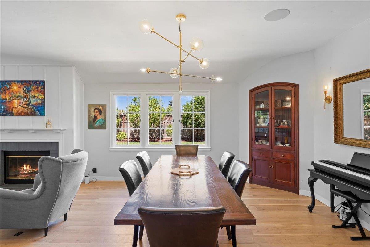 Detail Gallery Image 7 of 53 For 16995 Pine Way, Morgan Hill,  CA 95037 - 5 Beds | 3/1 Baths