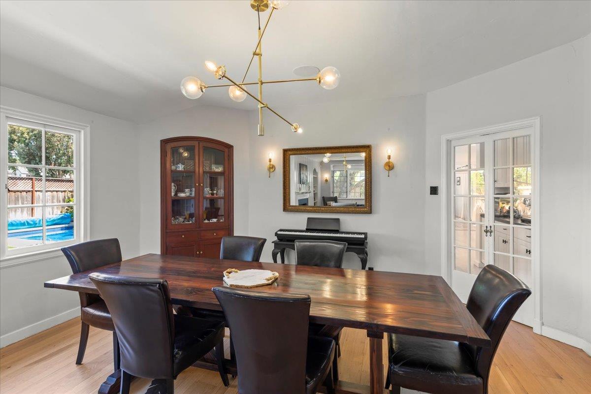 Detail Gallery Image 9 of 53 For 16995 Pine Way, Morgan Hill,  CA 95037 - 5 Beds | 3/1 Baths