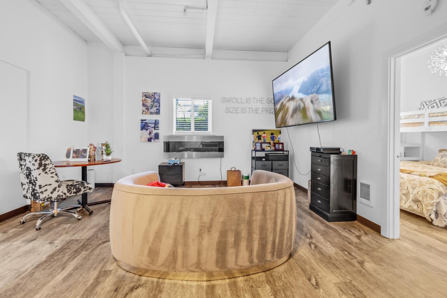 Detail Gallery Image 10 of 17 For 1157 Forest Ave, Pacific Grove,  CA 93950 - – Beds | – Baths