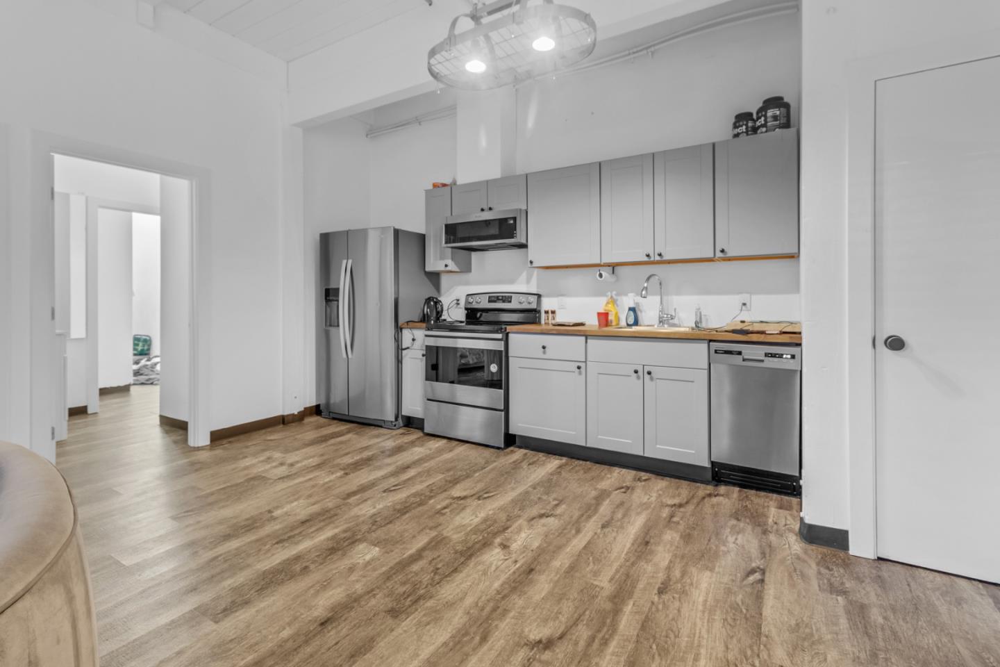 Detail Gallery Image 13 of 17 For 1157 Forest Ave, Pacific Grove,  CA 93950 - – Beds | – Baths