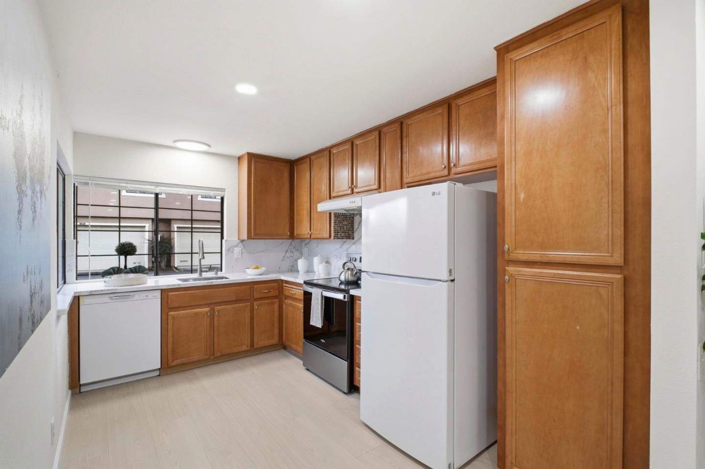 Detail Gallery Image 6 of 26 For 2676 Great Arbor Way #45,  Union City,  CA 94587 - 2 Beds | 1 Baths