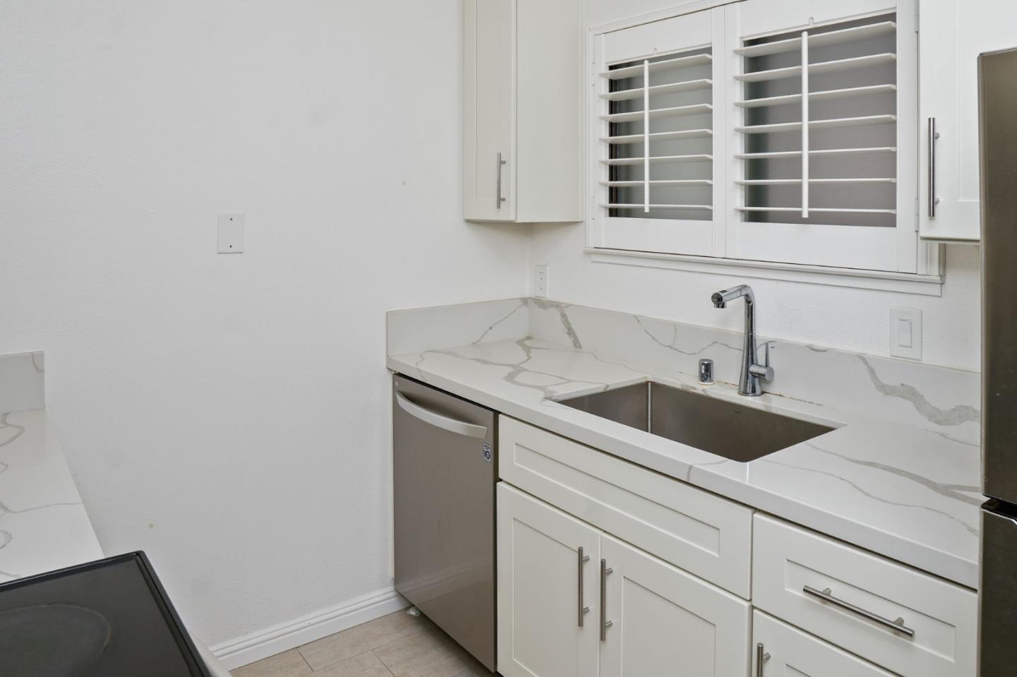 Photo #5: ML82037514 Listing: Photo #5