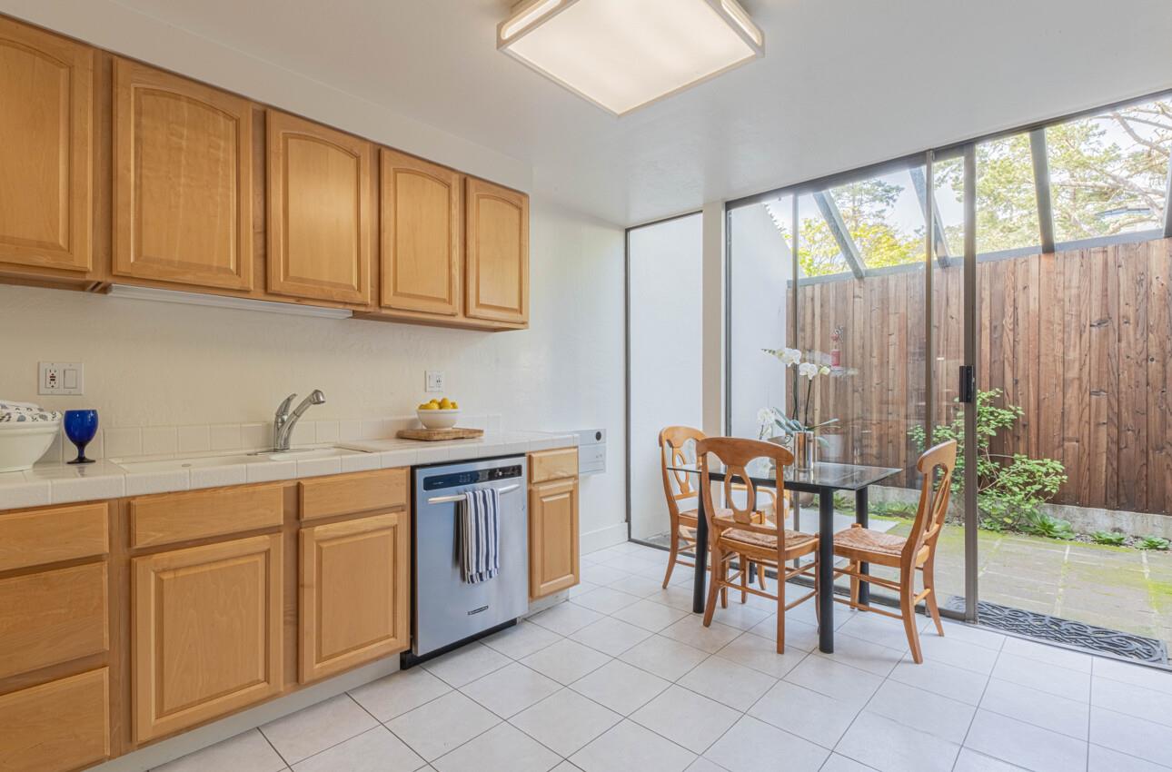 Detail Gallery Image 15 of 36 For 3600 High Meadow Dr #23,  Carmel,  CA 93923 - 2 Beds | 2 Baths