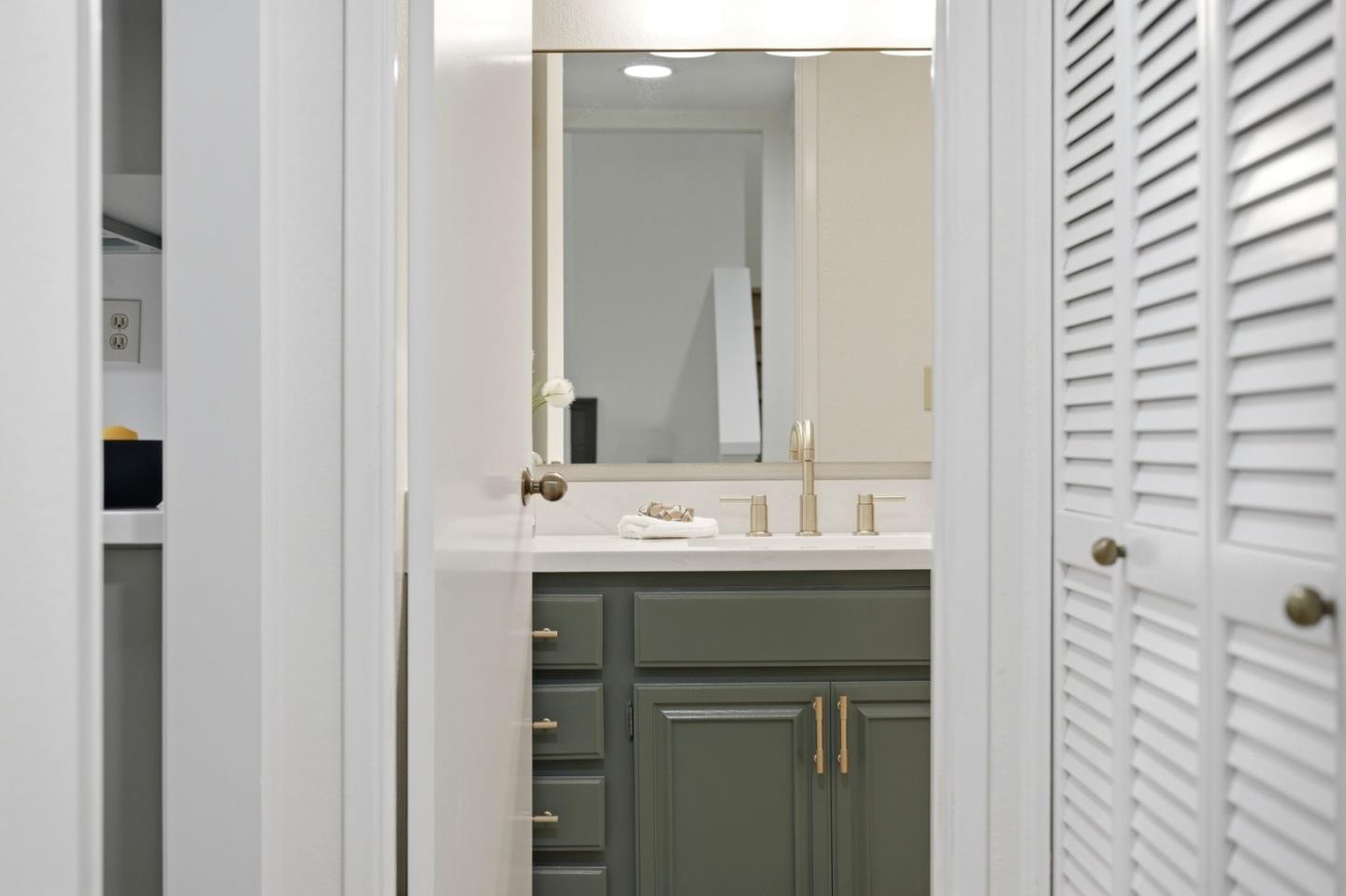 Photo #20: ML82037520 Listing: Photo #20