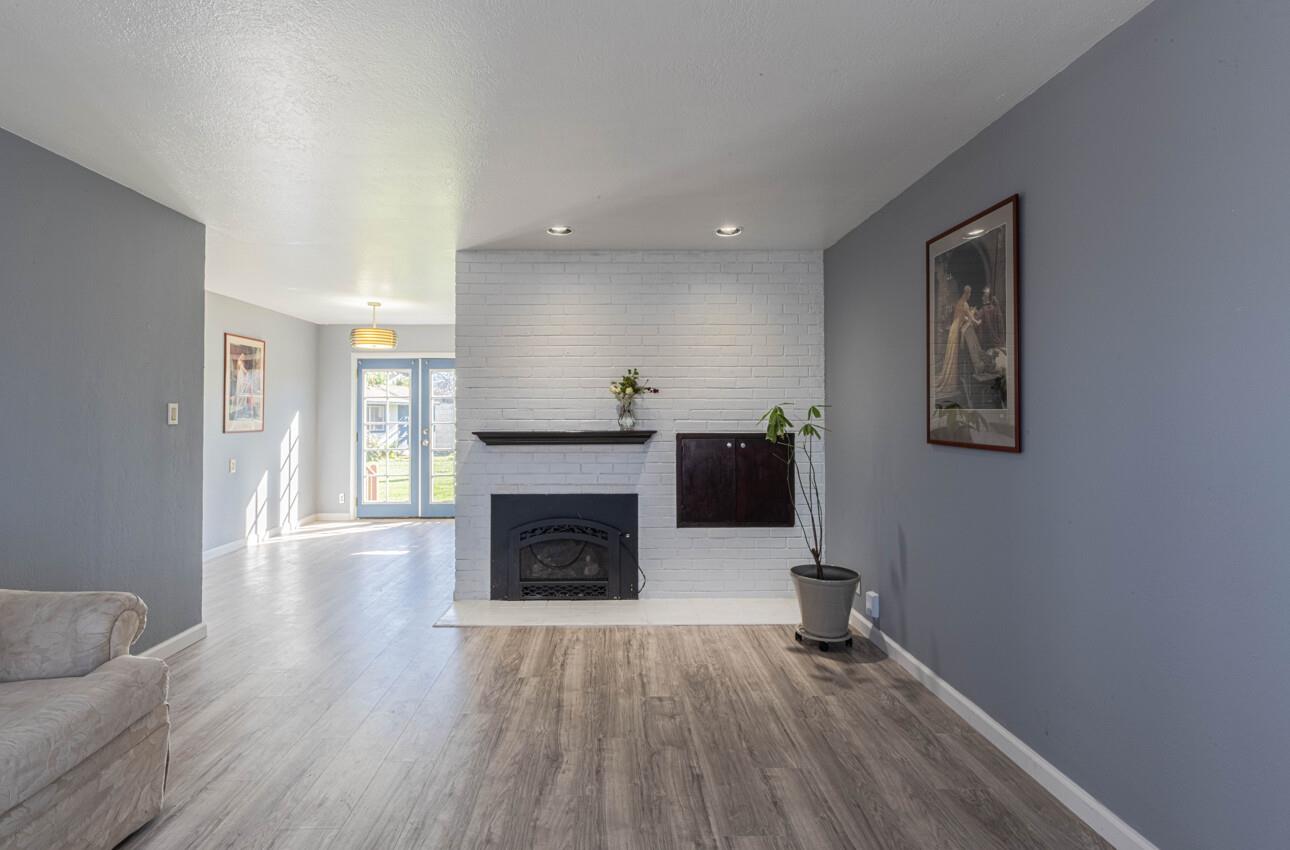 Detail Gallery Image 6 of 29 For 1170 Tyler St, Salinas,  CA 93906 - 3 Beds | 2 Baths