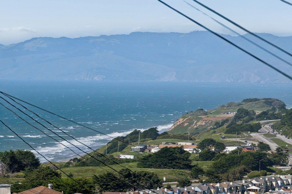 Detail Gallery Image 18 of 45 For 31 Avalon Dr, Daly City,  CA 94015 - 3 Beds | 1/1 Baths