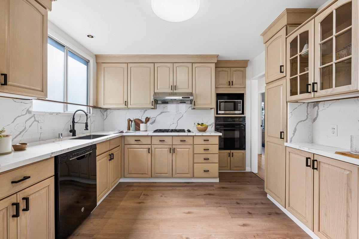 Detail Gallery Image 19 of 45 For 31 Avalon Dr, Daly City,  CA 94015 - 3 Beds | 1/1 Baths