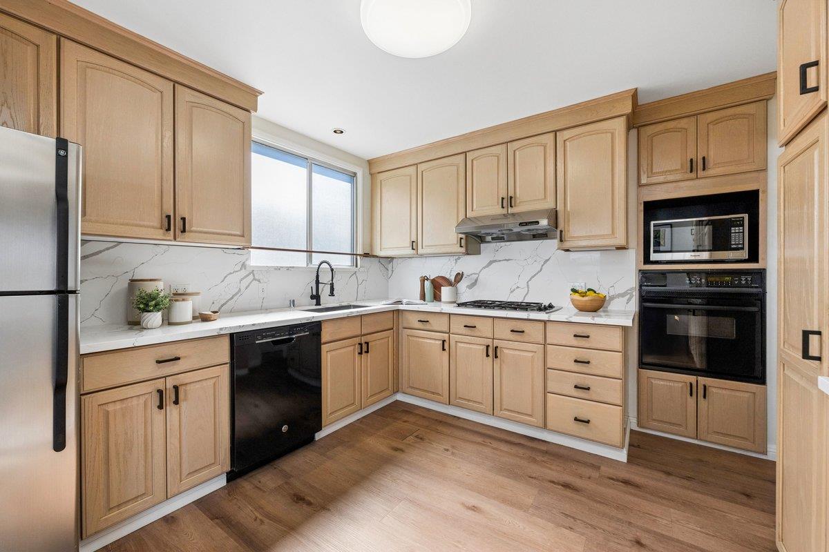 Detail Gallery Image 20 of 45 For 31 Avalon Dr, Daly City,  CA 94015 - 3 Beds | 1/1 Baths