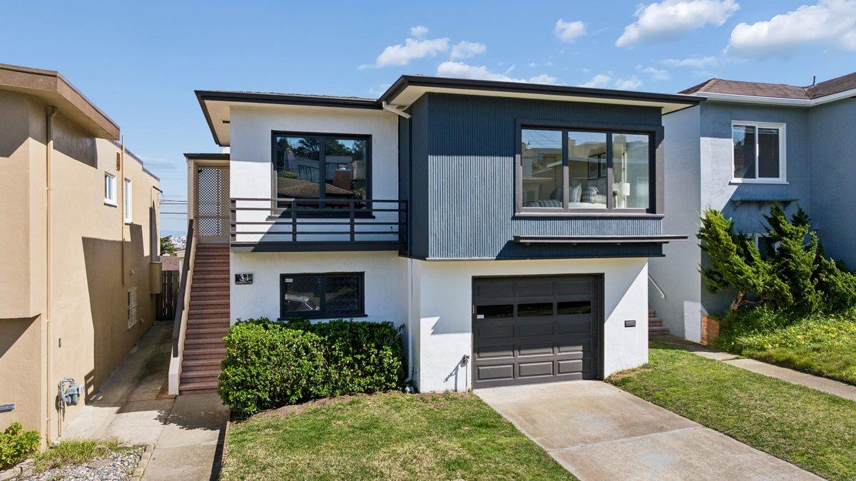 Detail Gallery Image 3 of 45 For 31 Avalon Dr, Daly City,  CA 94015 - 3 Beds | 1/1 Baths