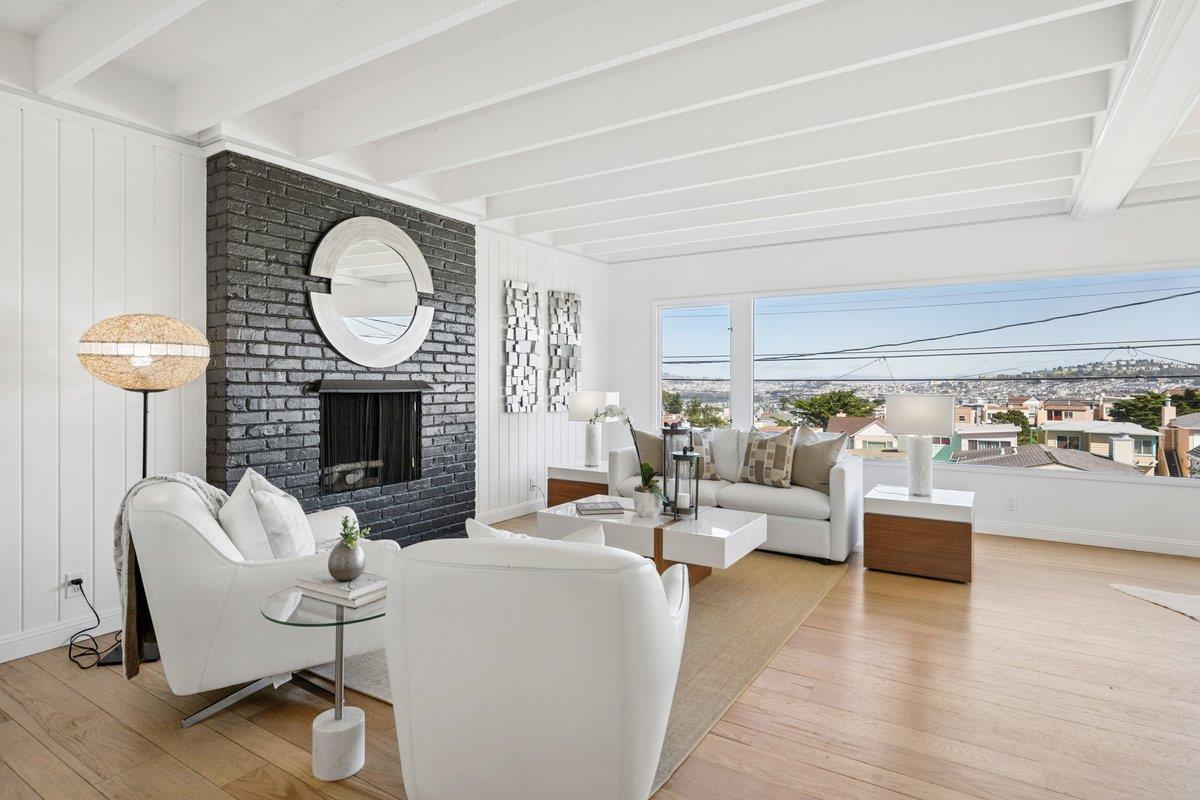 Detail Gallery Image 4 of 45 For 31 Avalon Dr, Daly City,  CA 94015 - 3 Beds | 1/1 Baths