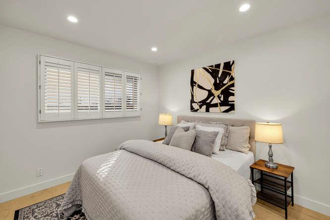 Detail Gallery Image 15 of 46 For 940 Marlin Ave, Foster City,  CA 94404 - 5 Beds | 3 Baths