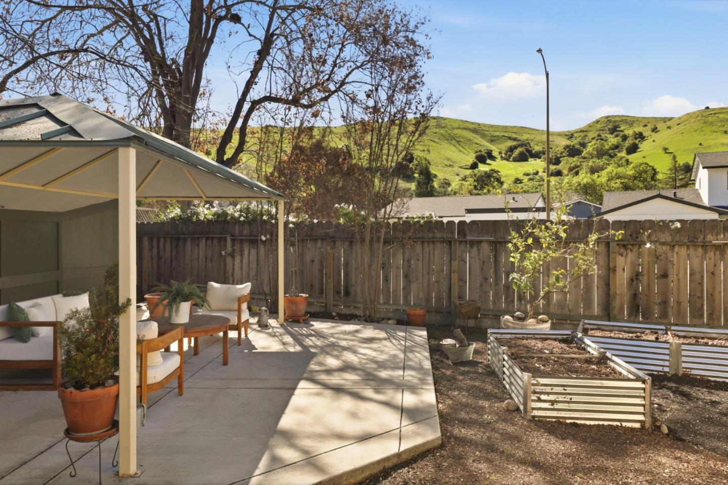 Detail Gallery Image 24 of 29 For 6496 Du Sault Dr, San Jose,  CA 95119 - 3 Beds | 2 Baths