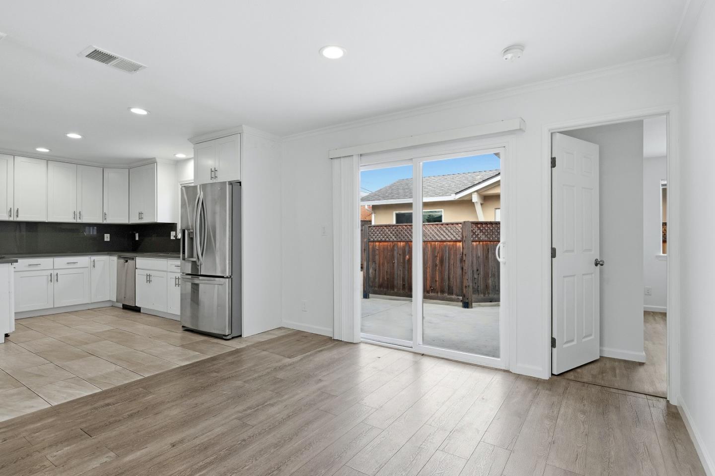 Detail Gallery Image 4 of 12 For 5460 Curtis St, Fremont,  CA 94538 - 8 Beds | 7 Baths