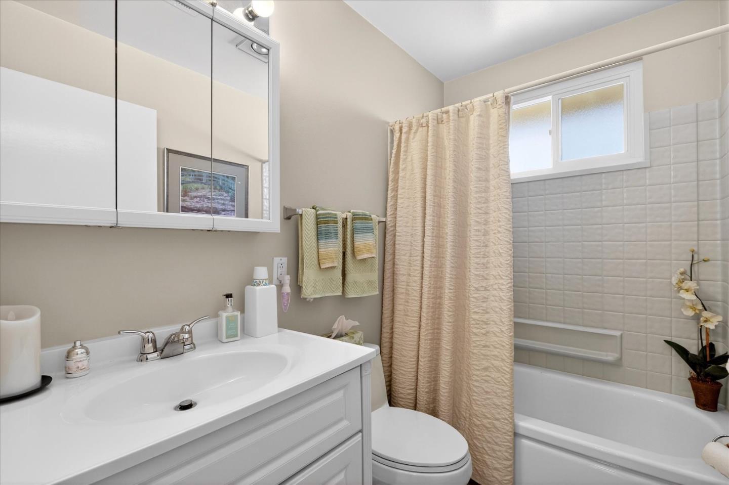 Detail Gallery Image 18 of 35 For 9049 Craydon Cir, San Ramon,  CA 94583 - 3 Beds | 2 Baths