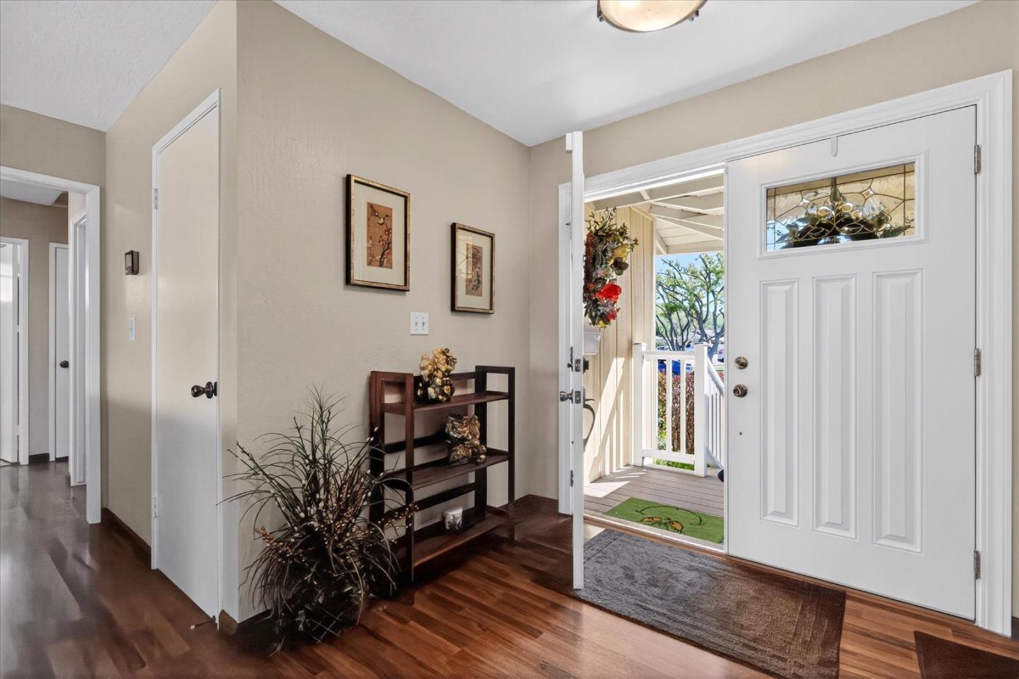 Detail Gallery Image 4 of 35 For 9049 Craydon Cir, San Ramon,  CA 94583 - 3 Beds | 2 Baths