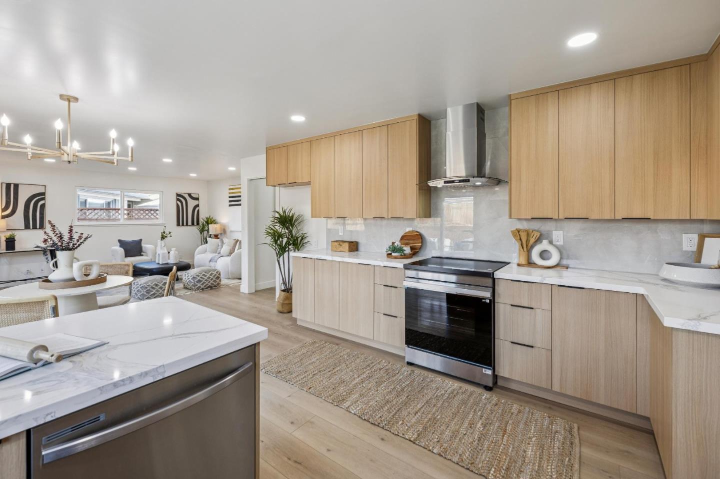 Detail Gallery Image 11 of 55 For 2043 Shellback Pl, San Jose,  CA 95133 - 5 Beds | 4 Baths