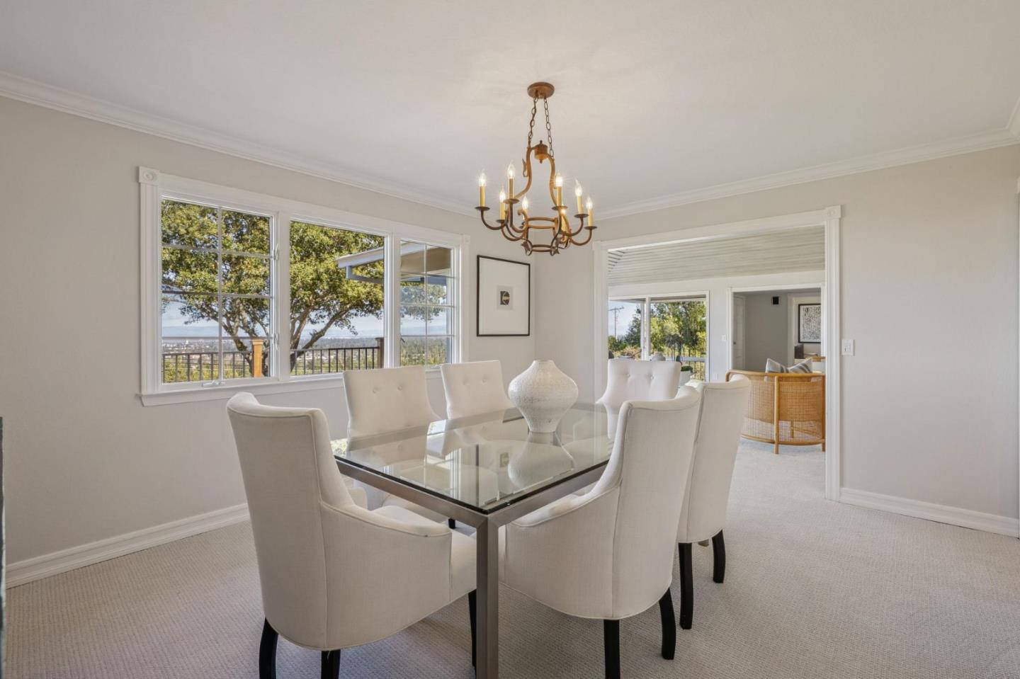 Detail Gallery Image 12 of 42 For 199 Brookwood Rd, Woodside,  CA 94062 - 4 Beds | 3/1 Baths