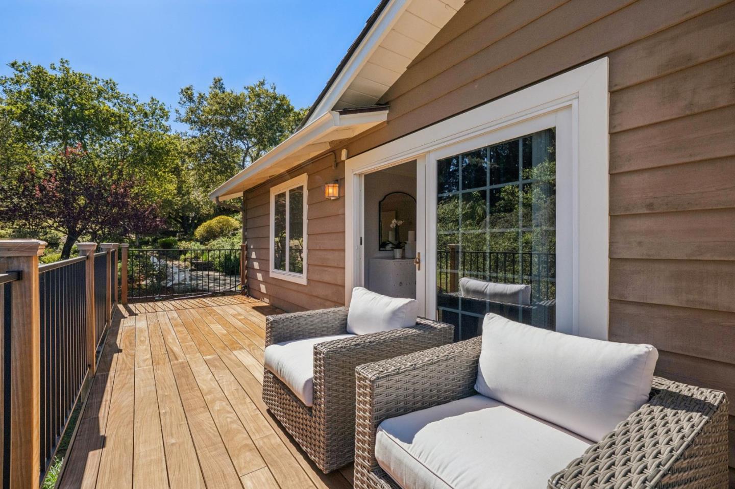 Detail Gallery Image 24 of 42 For 199 Brookwood Rd, Woodside,  CA 94062 - 4 Beds | 3/1 Baths