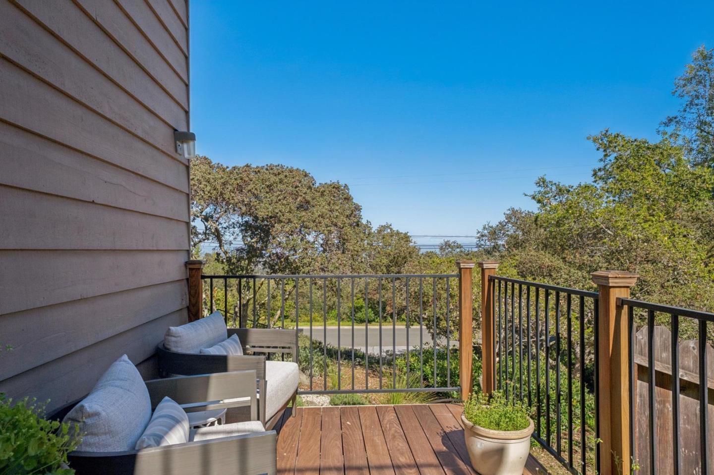 Detail Gallery Image 27 of 42 For 199 Brookwood Rd, Woodside,  CA 94062 - 4 Beds | 3/1 Baths