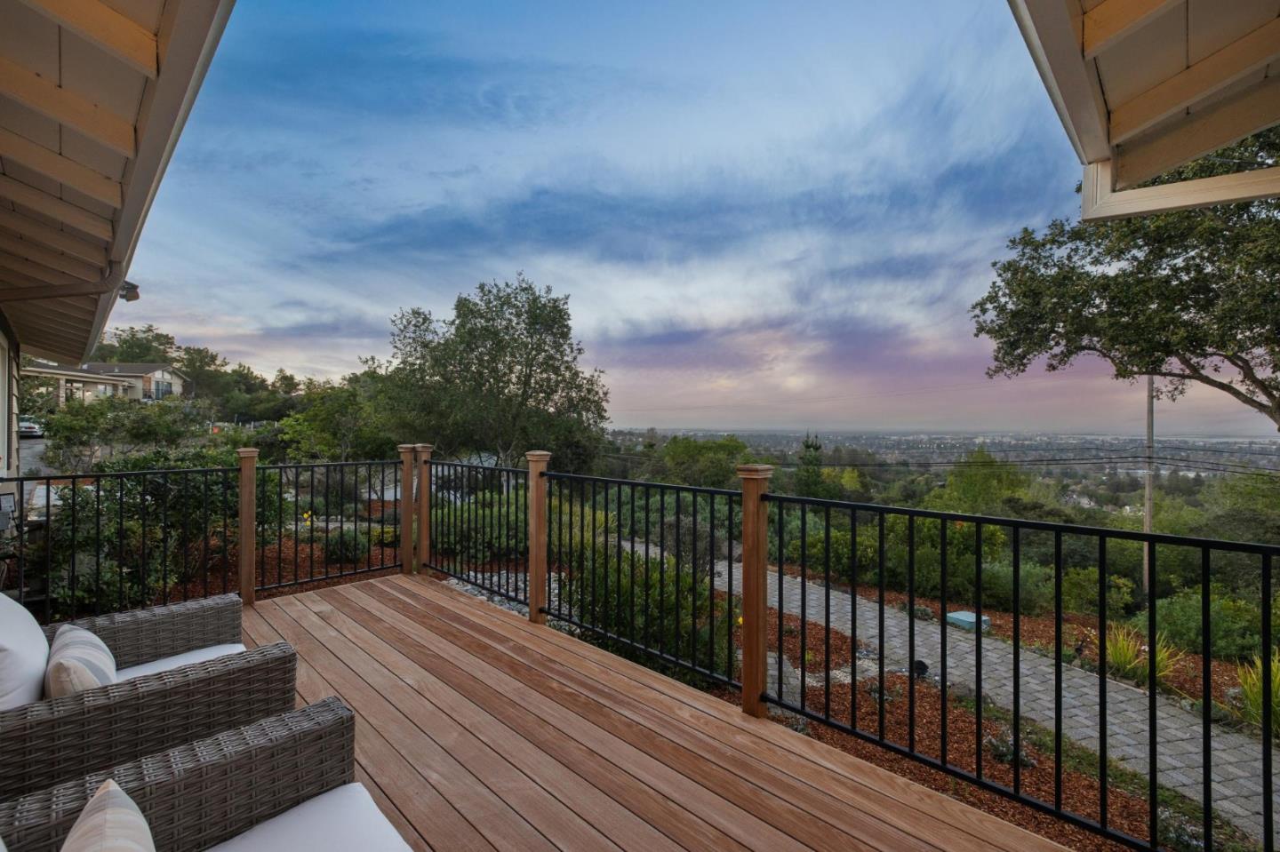 Detail Gallery Image 39 of 42 For 199 Brookwood Rd, Woodside,  CA 94062 - 4 Beds | 3/1 Baths