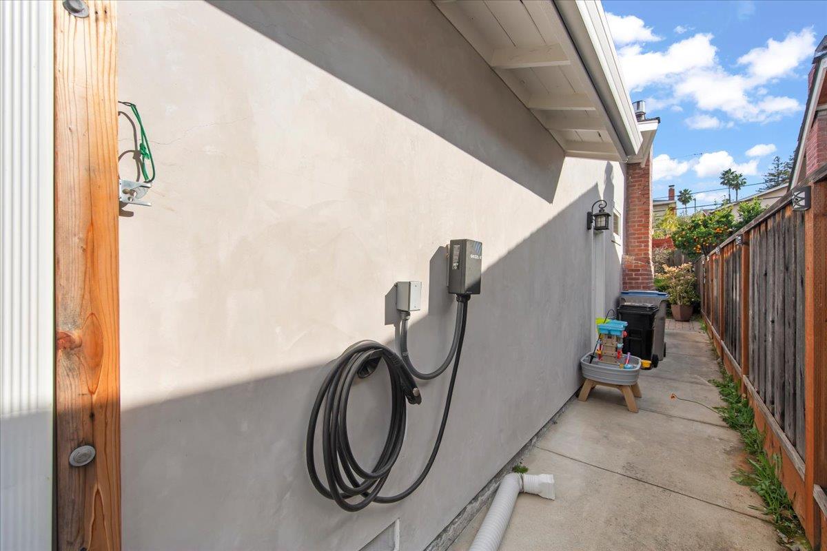 Detail Gallery Image 43 of 57 For 1710 Canna Ln, San Jose,  CA 95124 - 3 Beds | 2 Baths