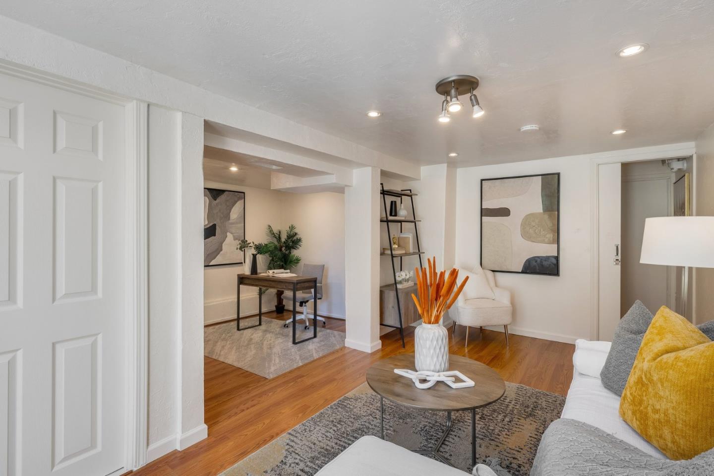 Detail Gallery Image 31 of 47 For 3900 Chilton Ln, San Bruno,  CA 94066 - 3 Beds | 3 Baths