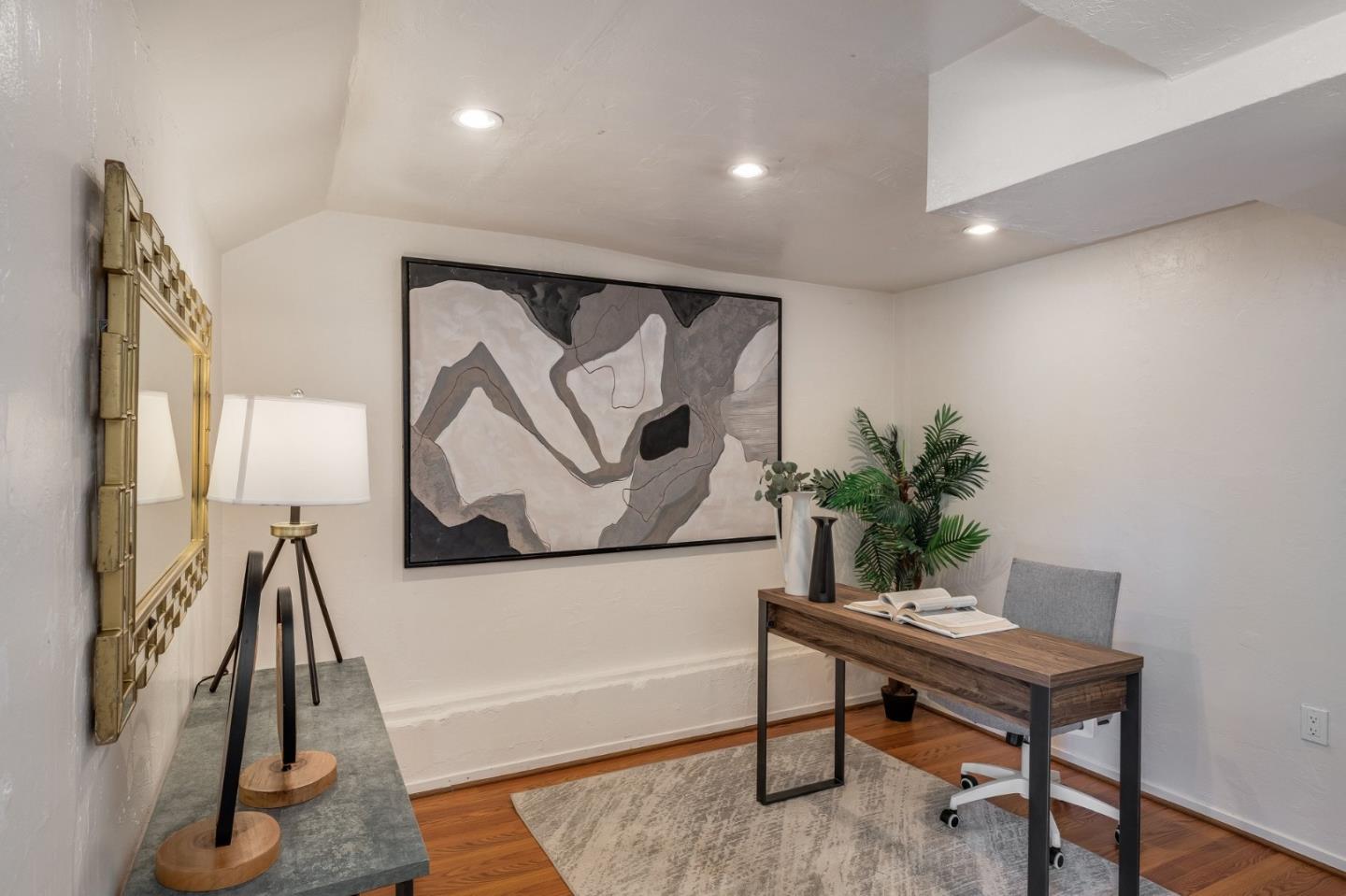 Detail Gallery Image 32 of 47 For 3900 Chilton Ln, San Bruno,  CA 94066 - 3 Beds | 3 Baths