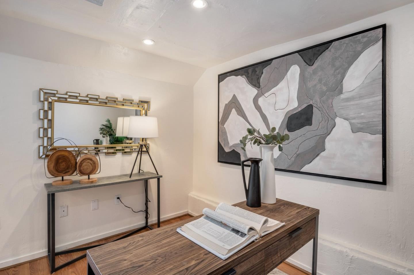 Detail Gallery Image 33 of 47 For 3900 Chilton Ln, San Bruno,  CA 94066 - 3 Beds | 3 Baths