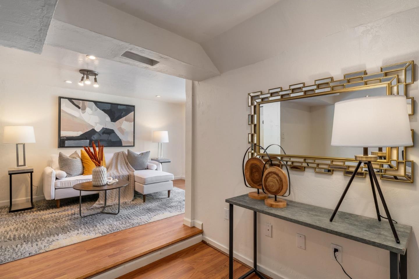 Detail Gallery Image 35 of 47 For 3900 Chilton Ln, San Bruno,  CA 94066 - 3 Beds | 3 Baths