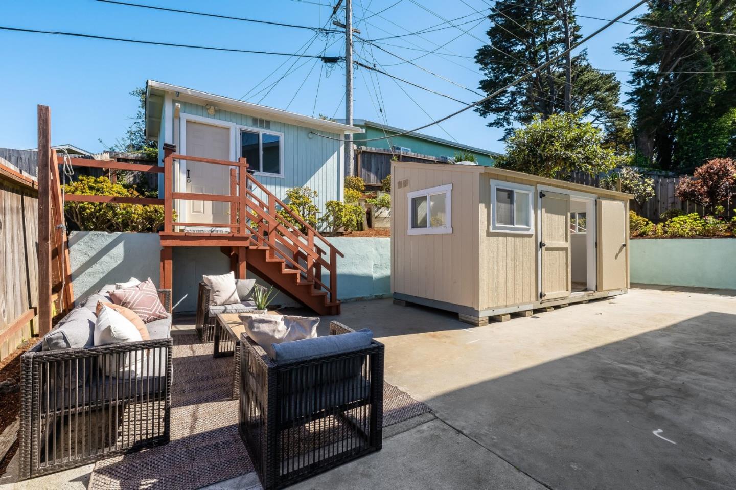 Detail Gallery Image 38 of 47 For 3900 Chilton Ln, San Bruno,  CA 94066 - 3 Beds | 3 Baths